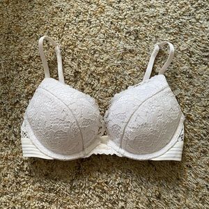 Victoria’s Secret | Bombshell Plunge Bra
